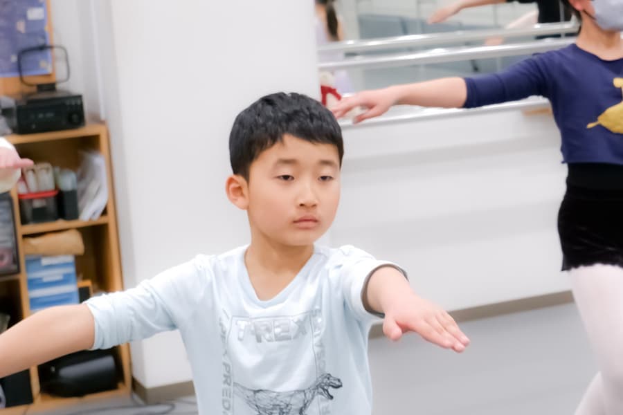 ジュニアクラス：福本まゆみモダンバレエアート：大阪・服部緑地・豊中